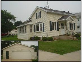 1303 Walnut St, Oshkosh, WI 54901 - photo 1