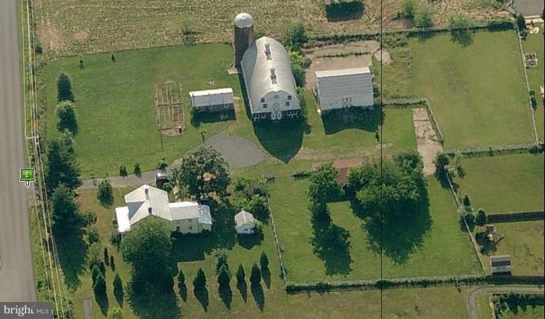 37489 E A St, Purcellville, VA 20132 - photo 1