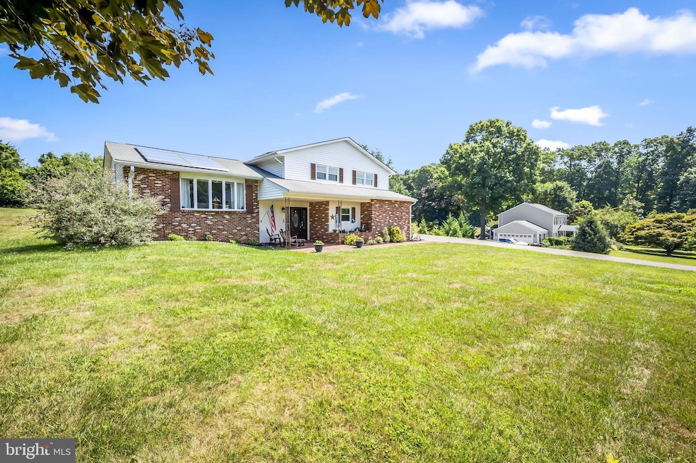 12913 Gent Rd, Reisterstown, MD 21136 - photo 1