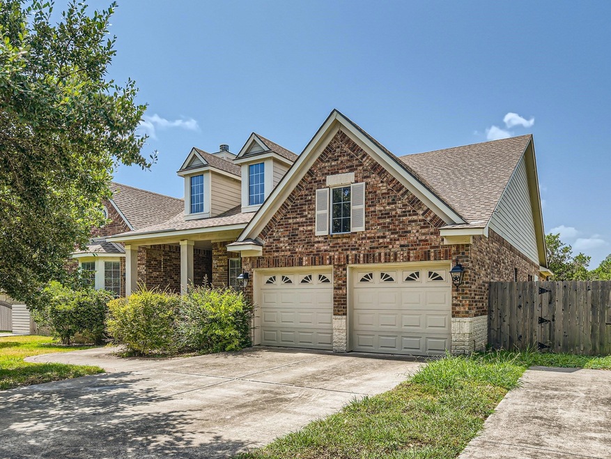 15445 Flying Cir, Helotes, TX 78023 - photo 1