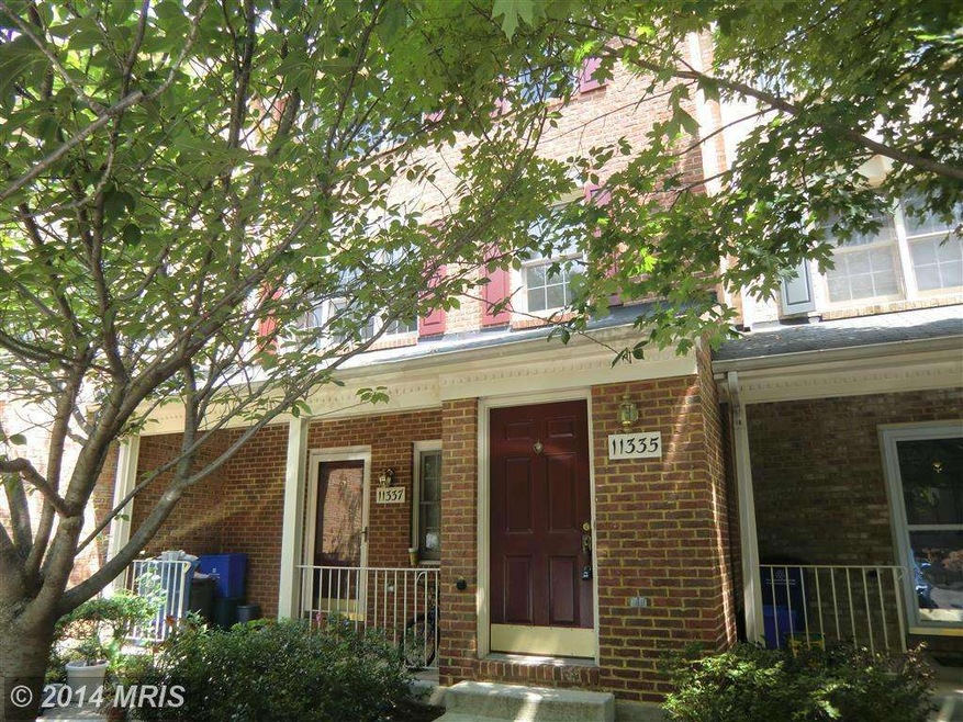 11335 Morning Gate Dr, Rockville, MD 20852 - photo 1