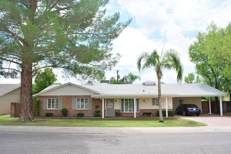 3433 E Highland _ Front