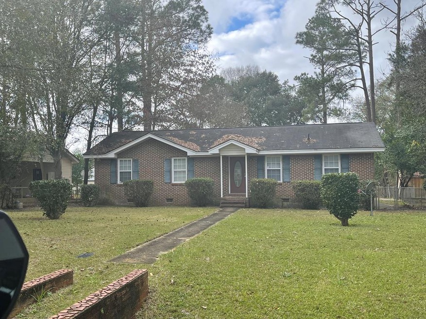 410 Hudson Ln, Albany, GA 31705 - photo 1