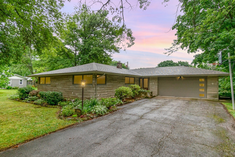 Sold $380,000 • Co-Listing Agent