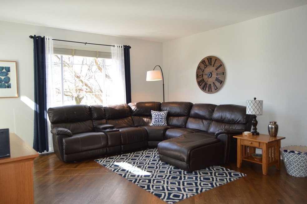 2326 Stonegate Rd unit 192, Algonquin, IL 60102 - photo 1