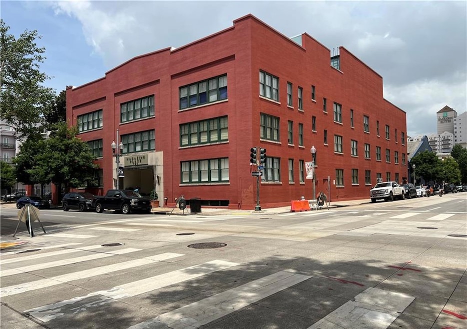 760 Magazine St unit 111, New Orleans, LA 70130 - photo 1