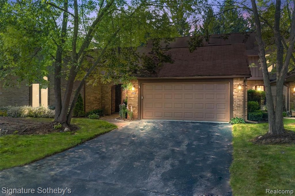 30315 Oakview-1.jpg