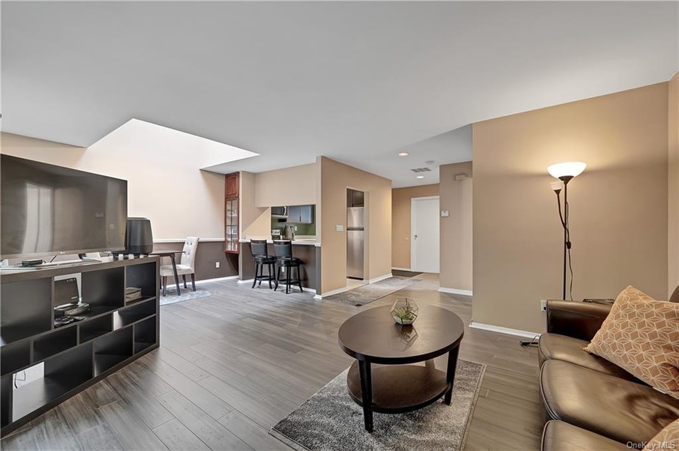 33 Bridle Path Rd, Ossining, NY 10562 - photo 1