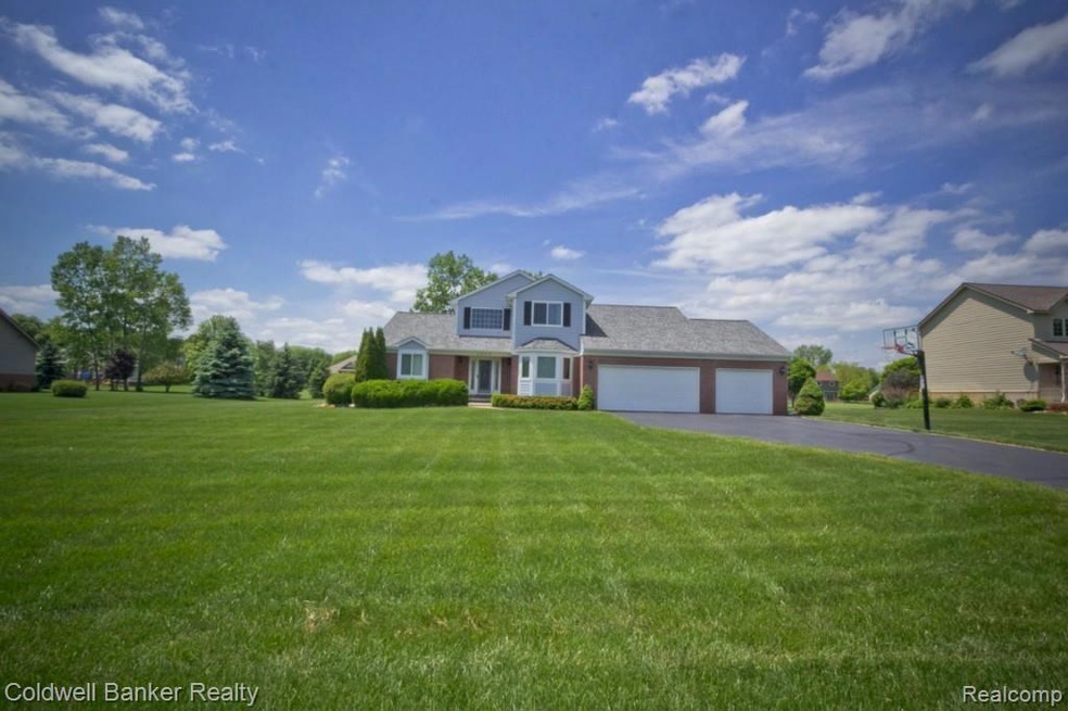 Breathtaking estate size setting for this special 