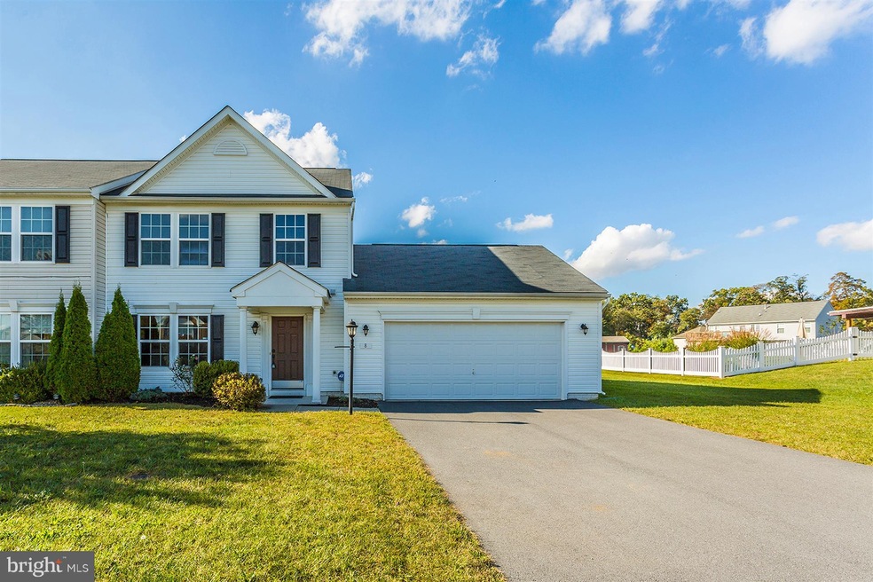 8 Romance Ln, Chambersburg, PA 17202 - photo 1