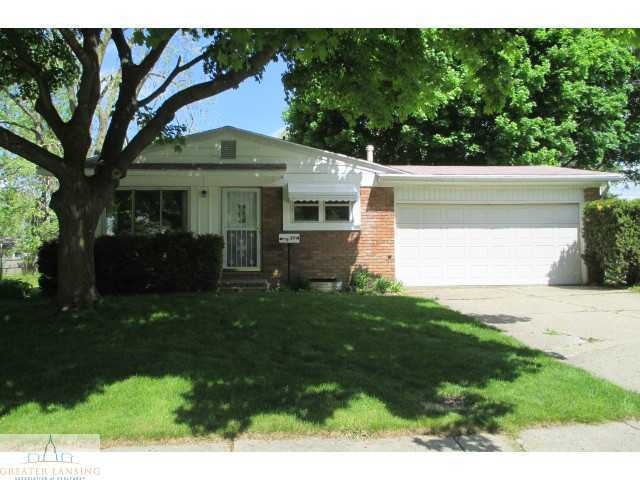 3714 Glenbrook Dr, Lansing, MI 48911 - photo 1