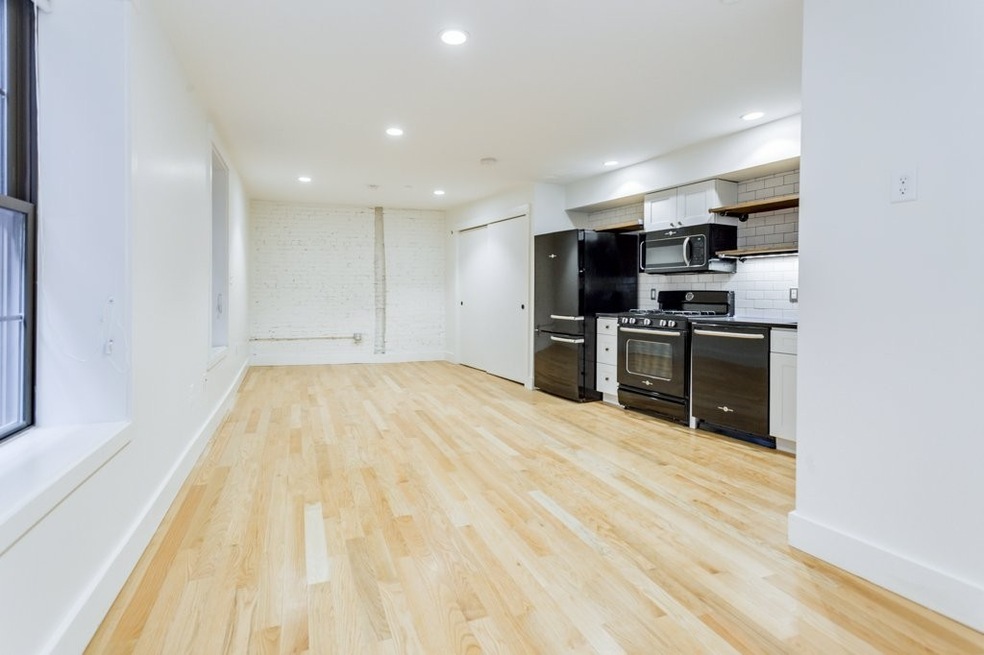 280 North St unit 6, Boston, MA 02113 - photo 1
