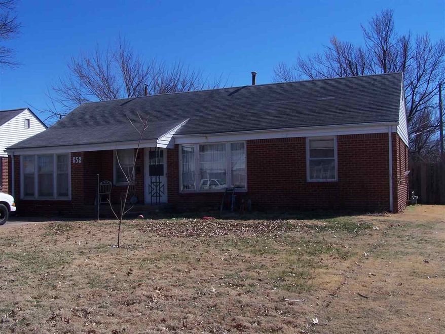 Hardwood Floors, Ceiling Fans. 1 Car Garage, Fence