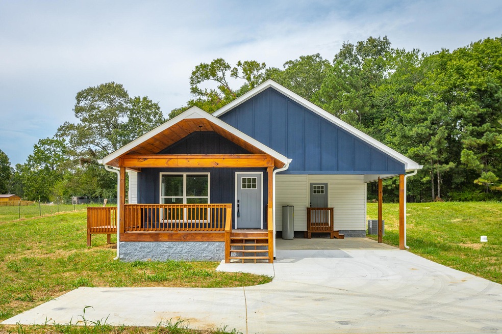 1934 Round Pond Rd, Lafayette, GA 30728 - photo 1