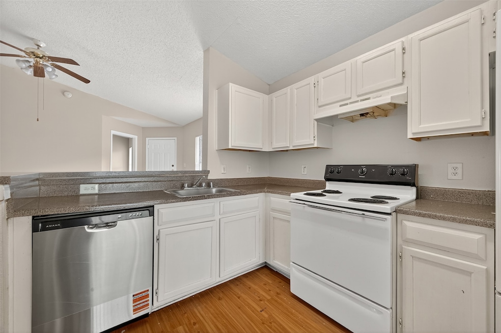 For Rent $1,700/month