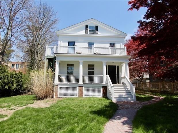 12 Bull St unit 2, Newport, RI 02840 - photo 1