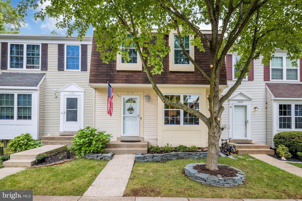 3303 Buckeye Ln, Fairfax, VA 22033 - photo 1