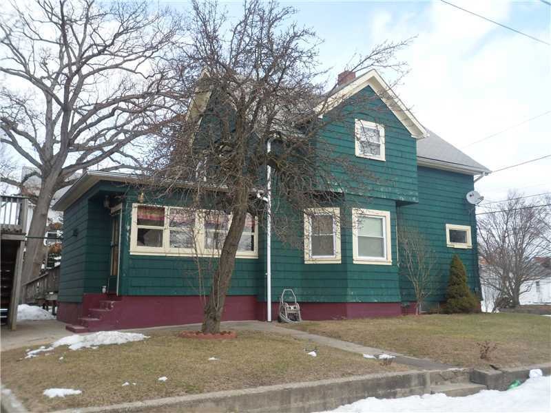 213 Woodbine St unit 2nd Floor, Cranston, RI 02910 - photo 1