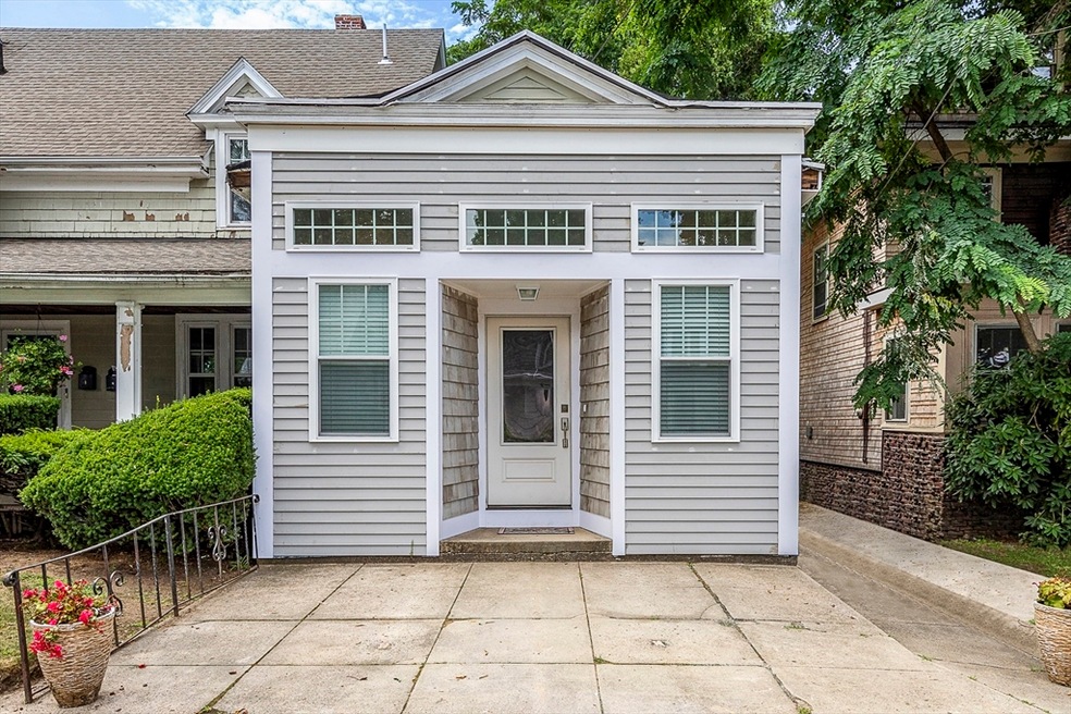 267 Humphrey St unit A, Marblehead, MA 01945 - photo 1