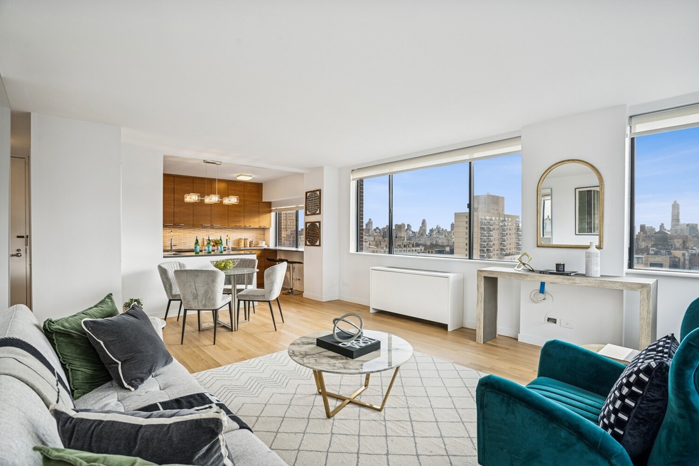 45 W 67th St unit 22B, New York, NY 10023 - photo 1