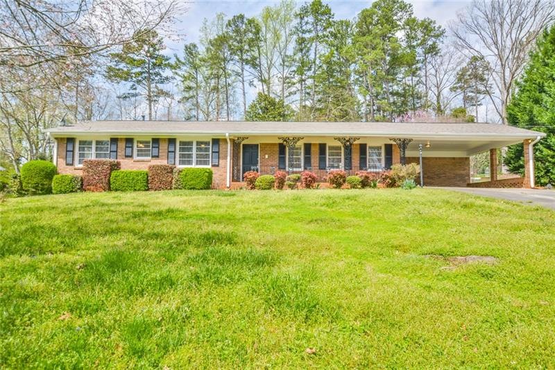 1372 Frontier Dr, Sugar Hill, GA 30518 - photo 1