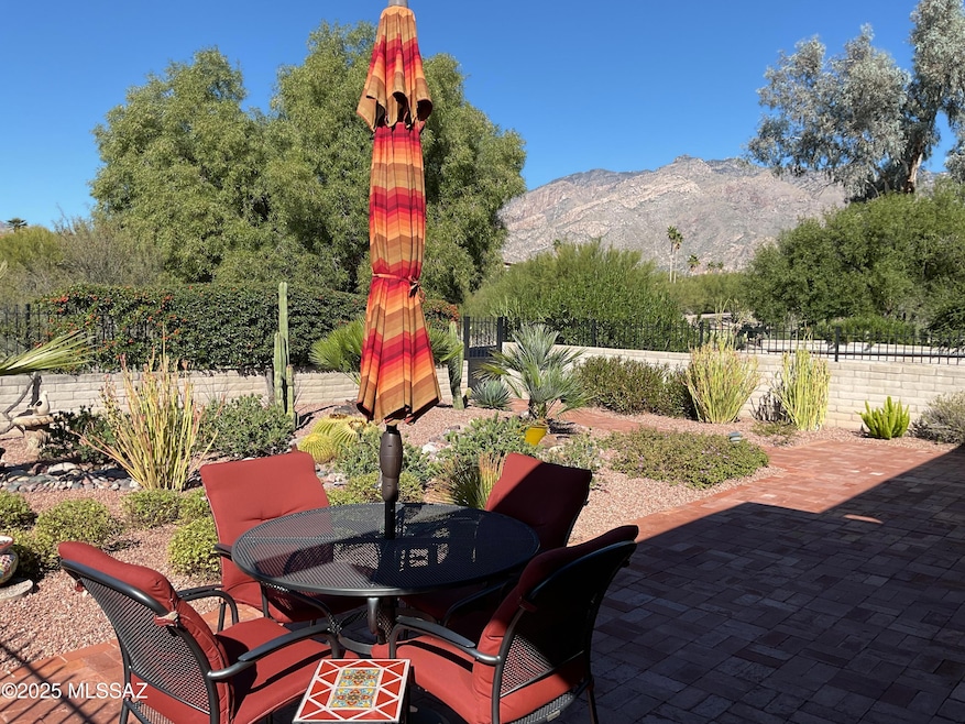 5720 N Calle de la Reina, Tucson, AZ 85718 - photo 1