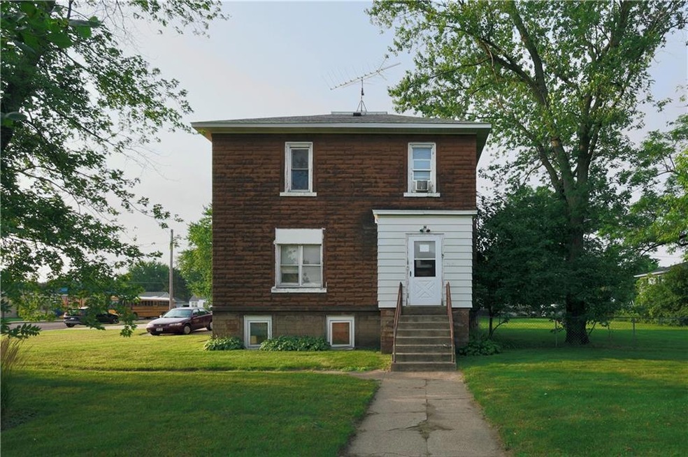Front of duplex.