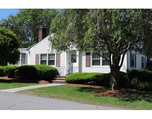 18 Daniels St, Lowell, MA 01852 - photo 1