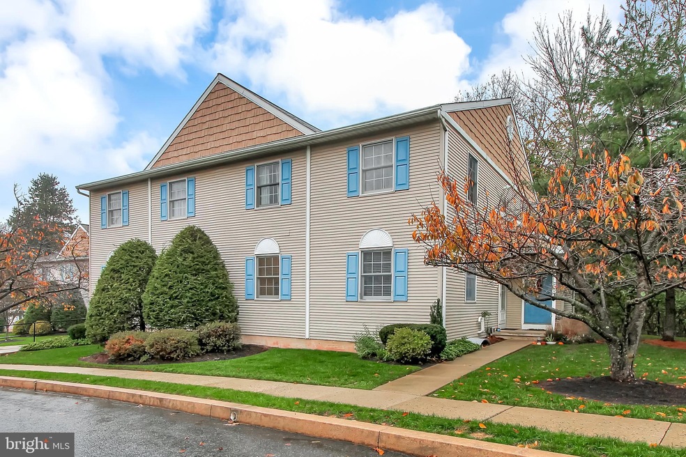 607 Maplewood Ave, Mohnton, PA 19540 - photo 1