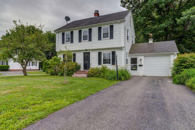 410 Capisic St Portland ME-small-003-003