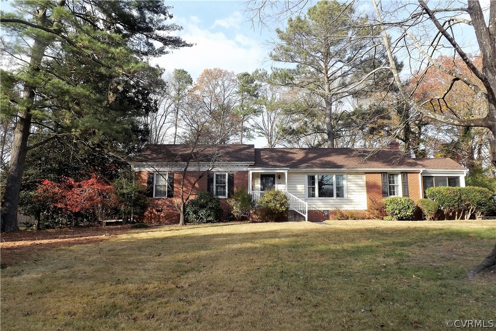 Almost 1600 sq. ft. brick ranch in Stratford Hills