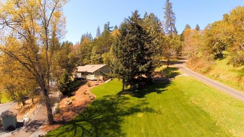 320 Pair A Dice Ranch Rd, Jacksonville, OR 97530 - photo 1