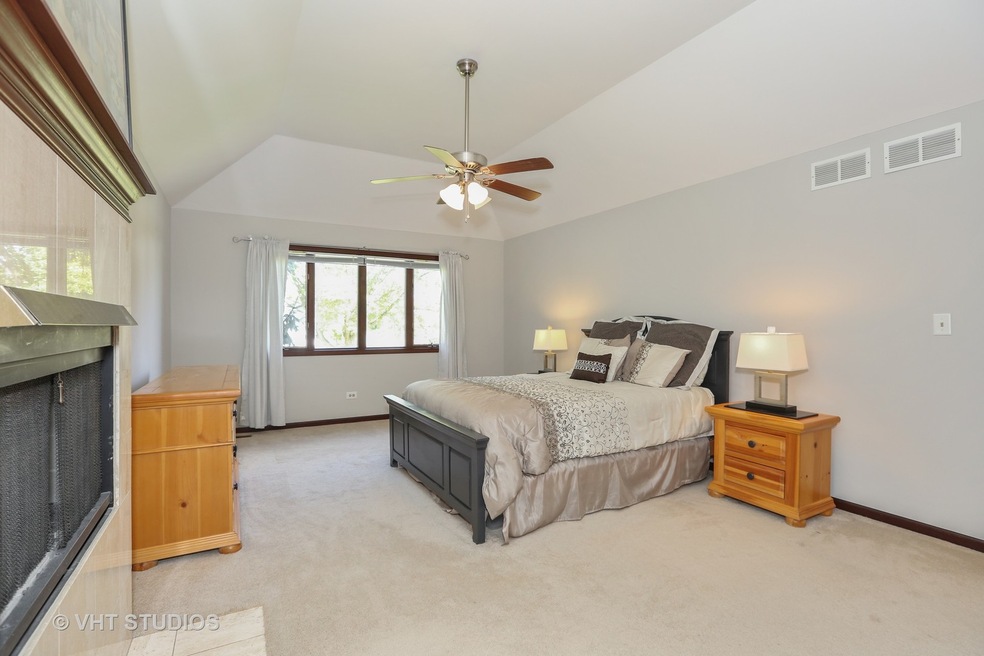 213 W Bailey Rd, Naperville, IL 60565 - photo 1