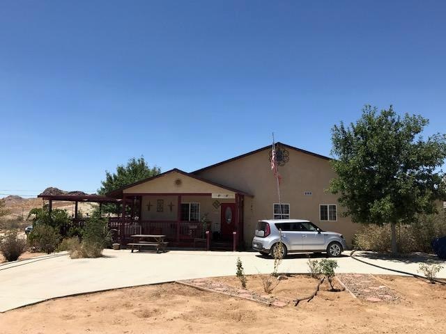 5550 Werner St, Rosamond, CA 93560 - photo 1