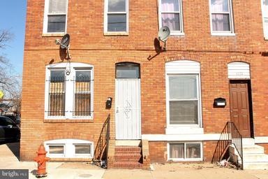 4300 E Lombard St, Baltimore, MD 21224 - photo 1