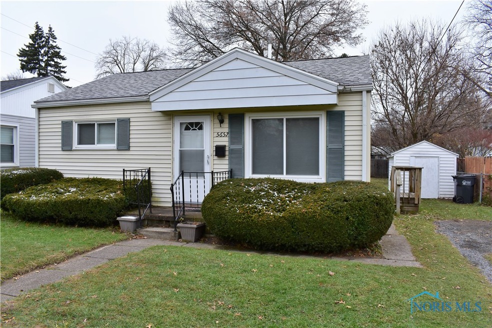 Charming curb appeal!