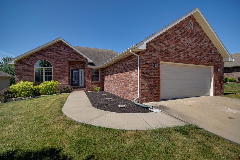 635 N Spout Spring St-43