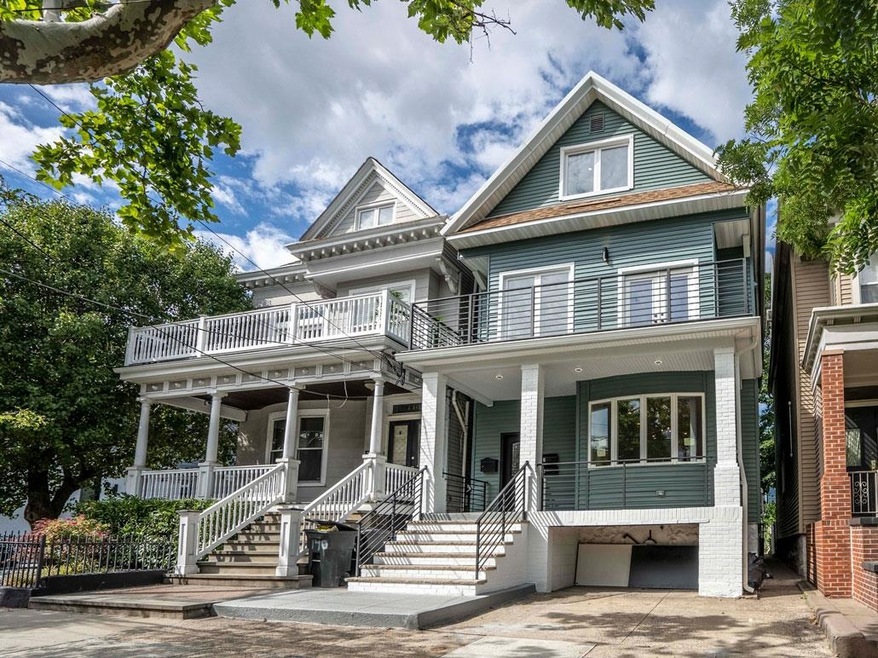 138 Shippen St unit 3, Weehawken, NJ 07086 - photo 1