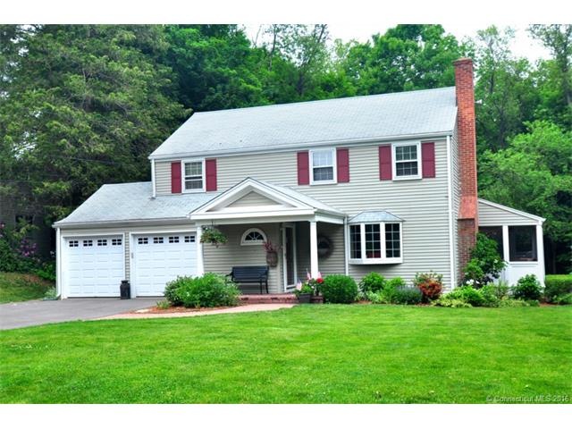 Welcome to 59 Briarwood, West Hartford