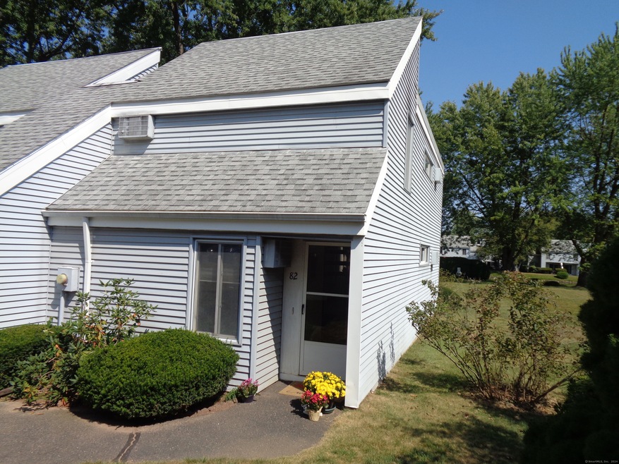 82 Cinnamon Springs, South Windsor, CT 06074 - photo 1