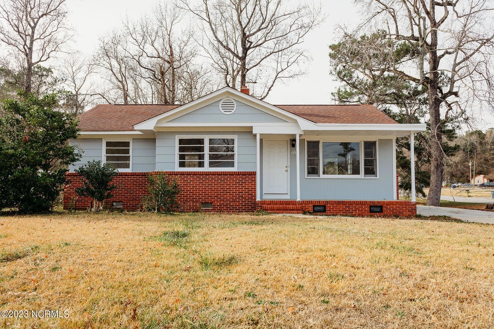 209 Cardinal Rd, Jacksonville, NC 28546 - photo 1