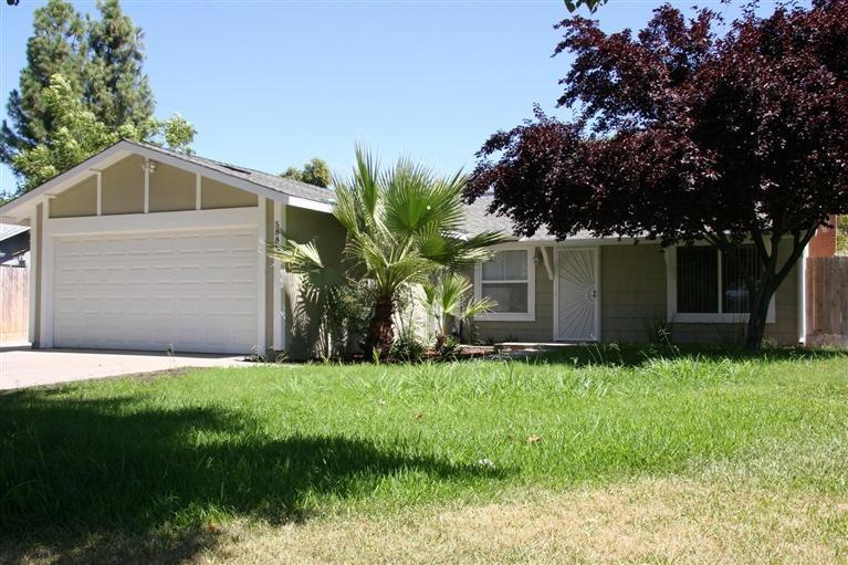 5886 E Ramona Ave, Fresno, CA 93727 - photo 1