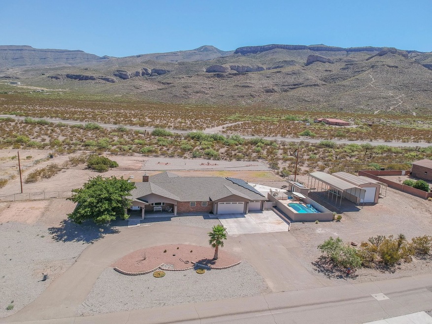 1200 S Canyon Place, Alamogordo, NM 88310 - photo 1