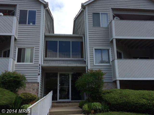 2219 Lowells Glen Rd unit F, Parkville, MD 21234 - photo 1