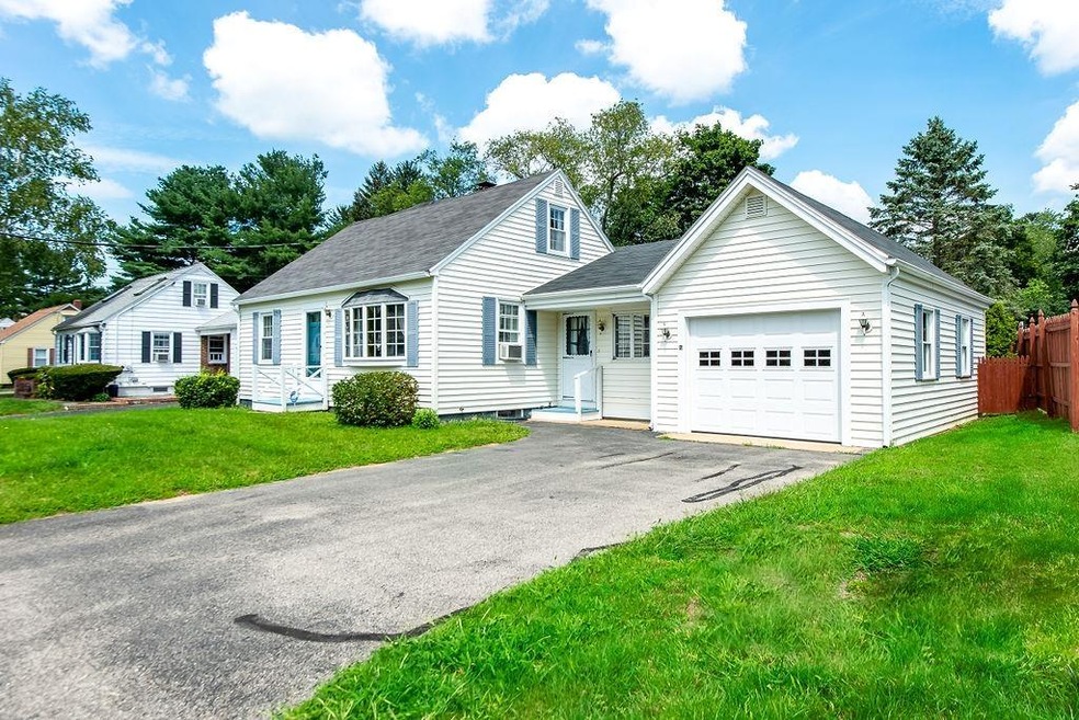 7 Maplewood Ave, Dover, NH 03820 - photo 1