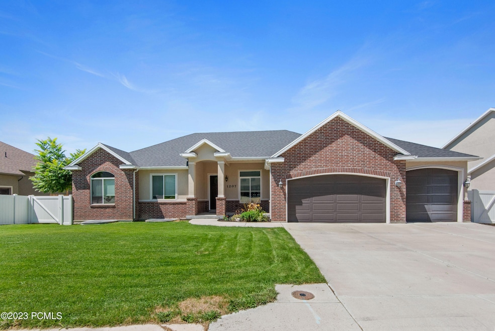 1207 E 580 S, Pleasant Grove, UT 84062 - photo 1