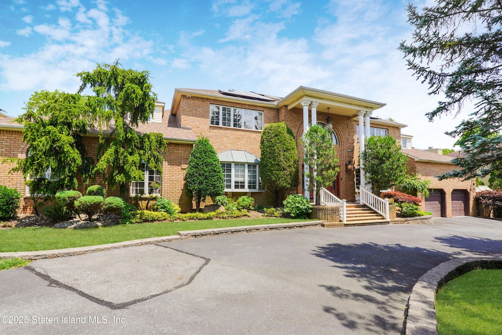 41 Bennett Place, Staten Island, NY 10312 - photo 1