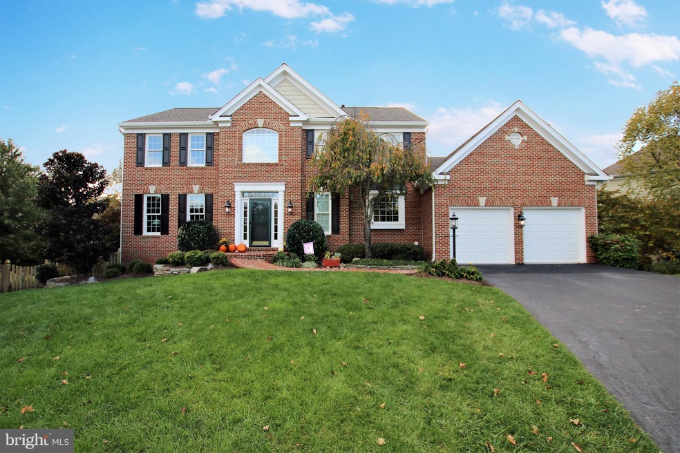 42867 Autumn Harvest Ct, Broadlands, VA 20148 - photo 1