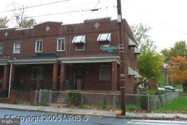510 Division Ave NE, Washington, DC 20019 - photo 1