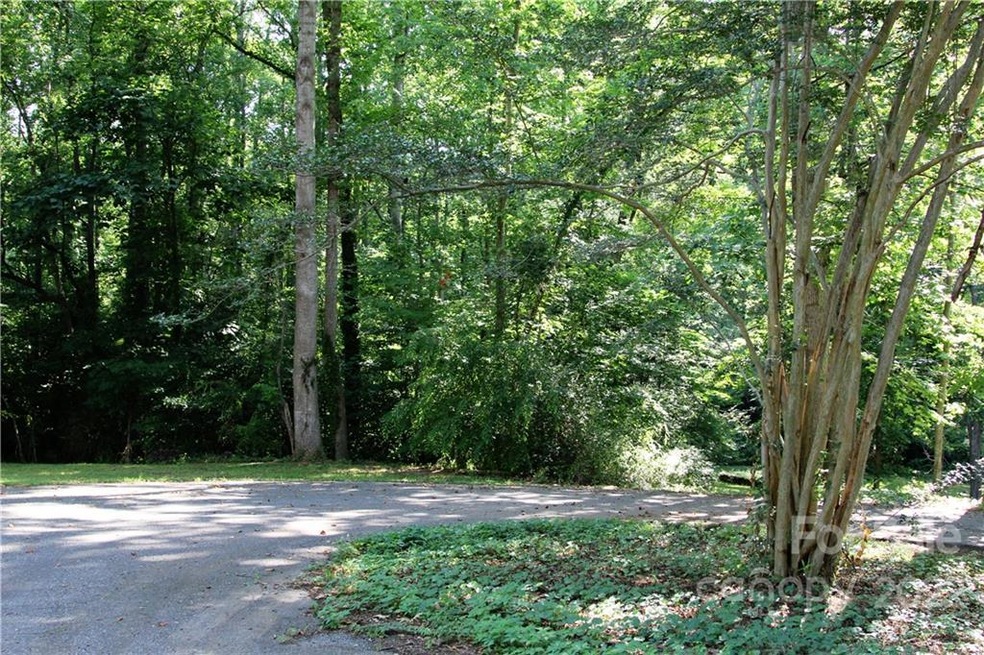 3305 Windsor Place, Statesville, NC 28625 - photo 1